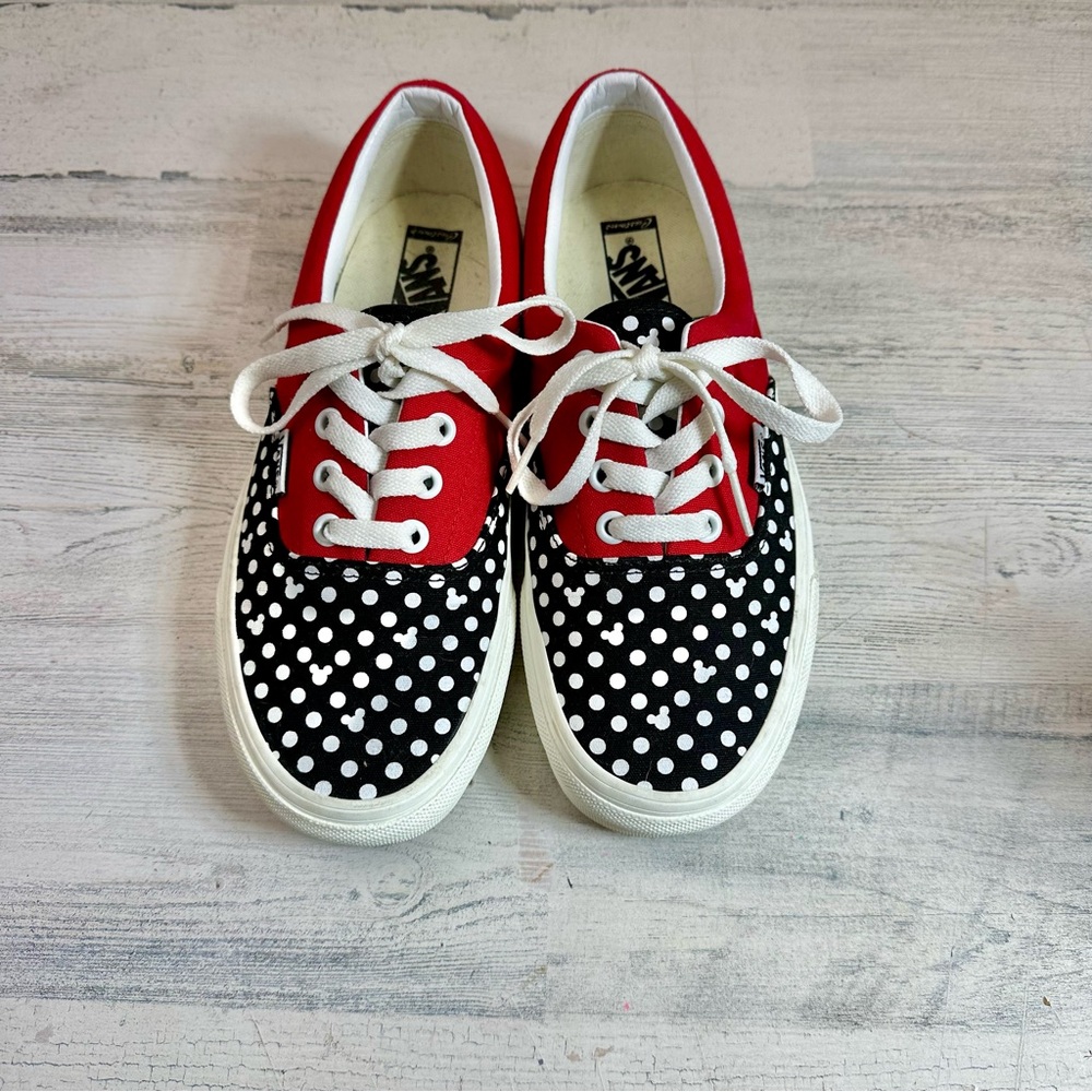 Disney vans - Picture 4 of 4